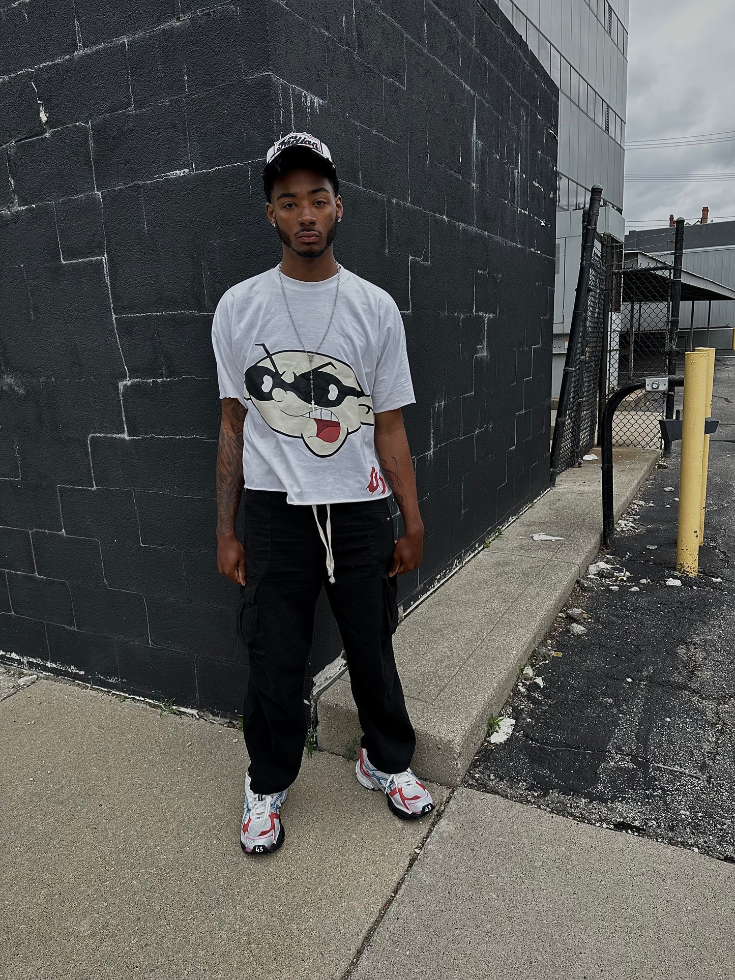 White "UNO" Short Sleeve T-Shirt